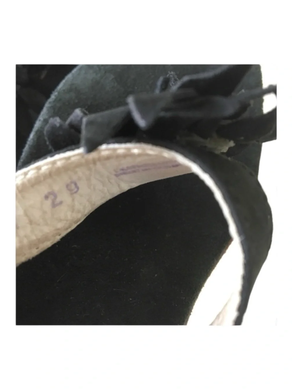 Nordstrom 𑁍 Girl’s Suede 3D Flower Thong Wood Wedge Sandals 𑁍 Black 𑁍 11.5 29 EU